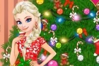 Elsa decora el árbol navideño Elsa decora el árbol navideño